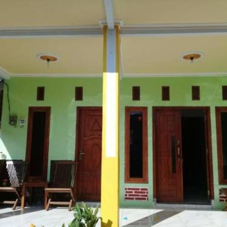 Ijen Mansjestic B&B Tamansuruh Экстерьер фото