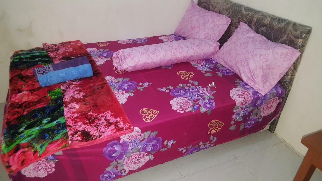 Ijen Mansjestic B&B Tamansuruh Экстерьер фото