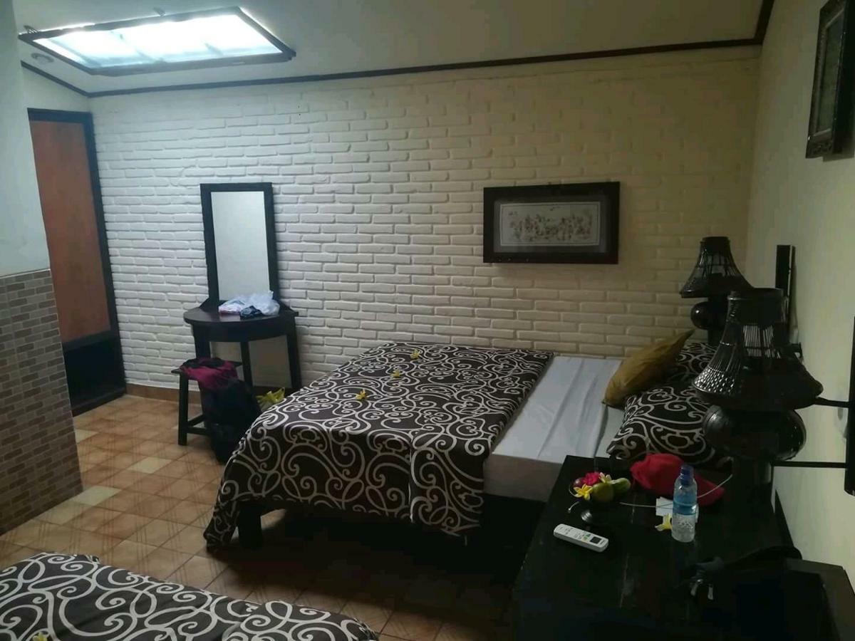 Ijen Mansjestic B&B Tamansuruh Экстерьер фото